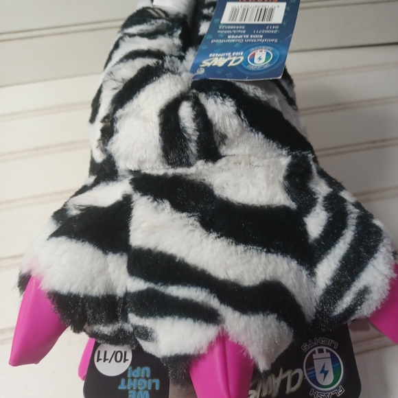 Claws zebra stripe Plush light up Slippers Girl  Size  10/11 with tags Halloween - Picture 3 of 5